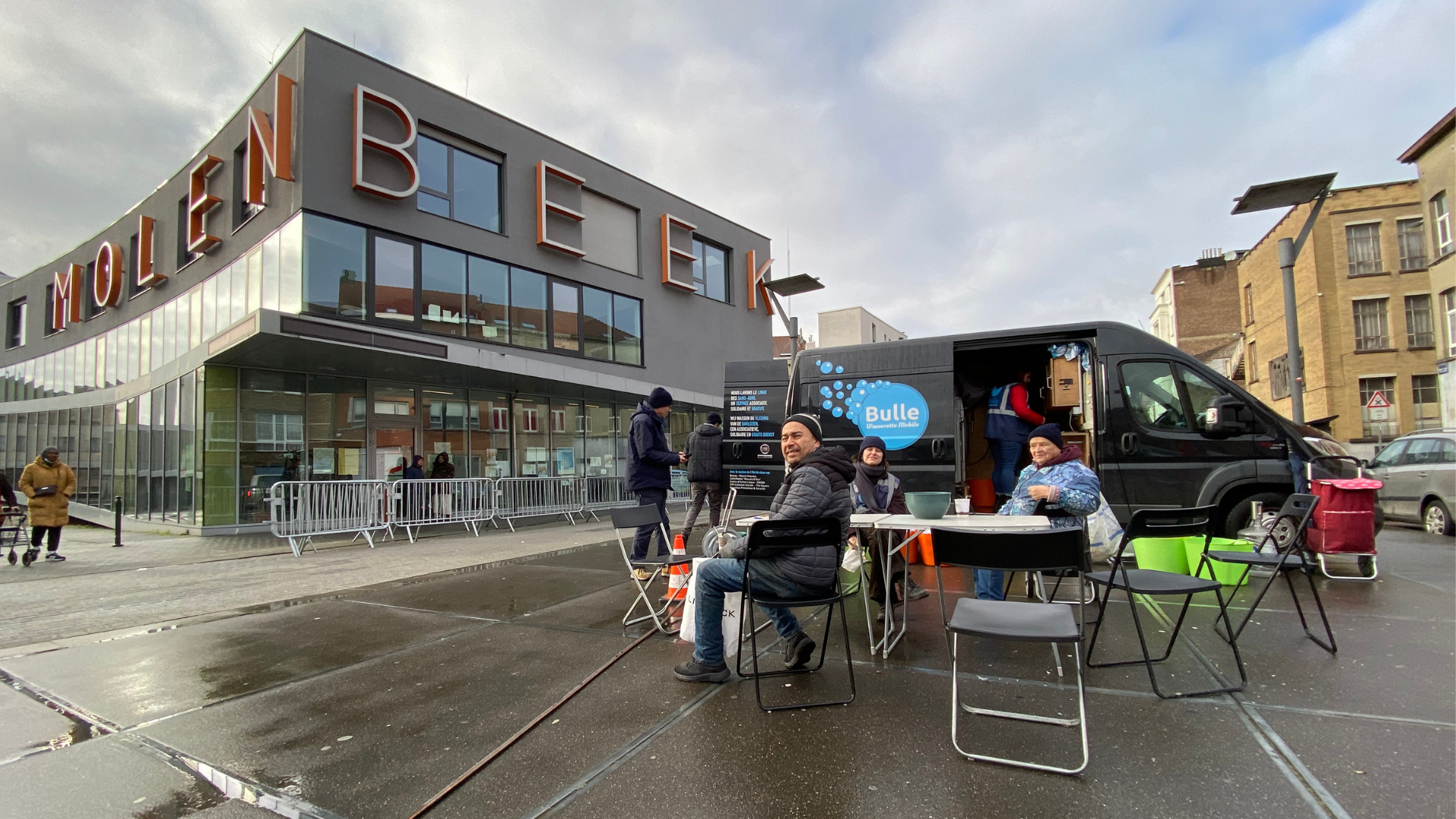 Bulle, the mobile wasserette, Molenbeek, Brussels